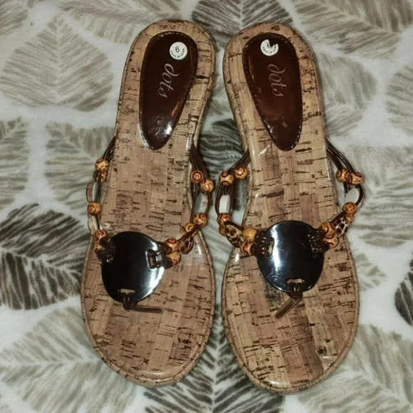 Dots 9M tan/brown cork & beaded platform wedges‎ - Picture 2 of 7